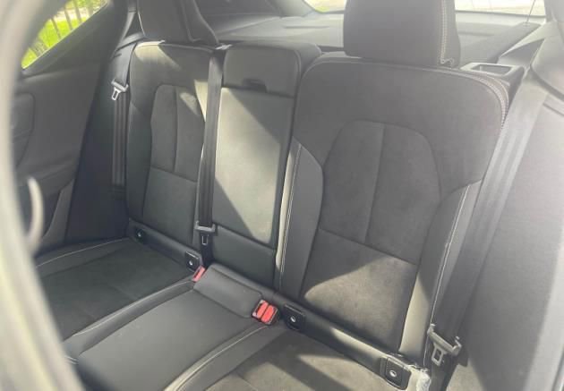 Used 2023 Volvo XC40 B5 Plus w/ Climate Package AWD/4WD image 7