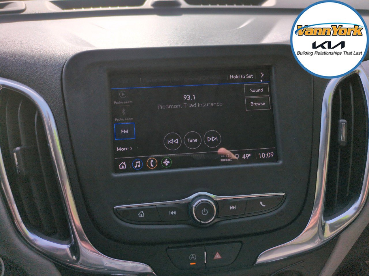 Used 2023 Chevrolet Equinox LS w/ Driver Confidence II Package image 25