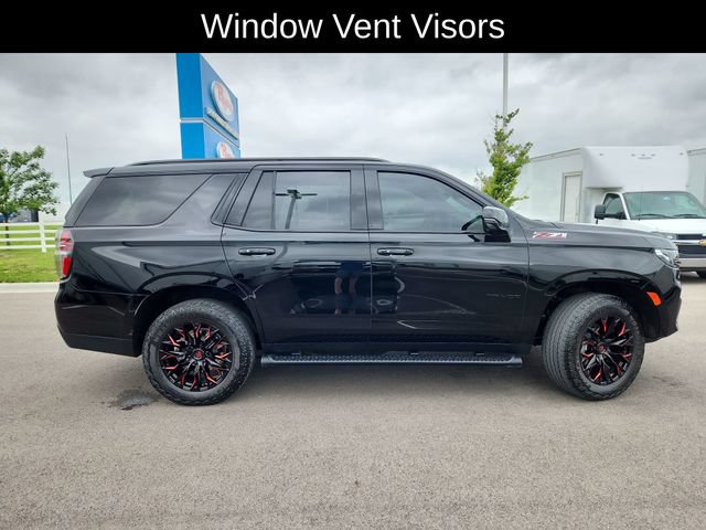 Used 2024 Chevrolet Tahoe Z71 w/ Luxury Package AWD/4WD image 11