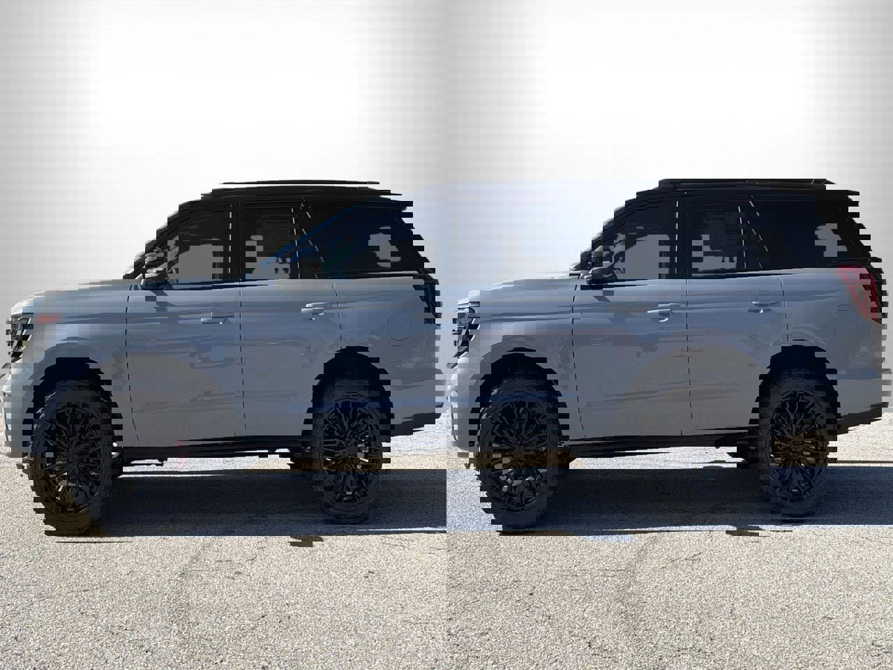 New 2025 Ford Expedition Platinum w/ Stealth Performance Package image 26