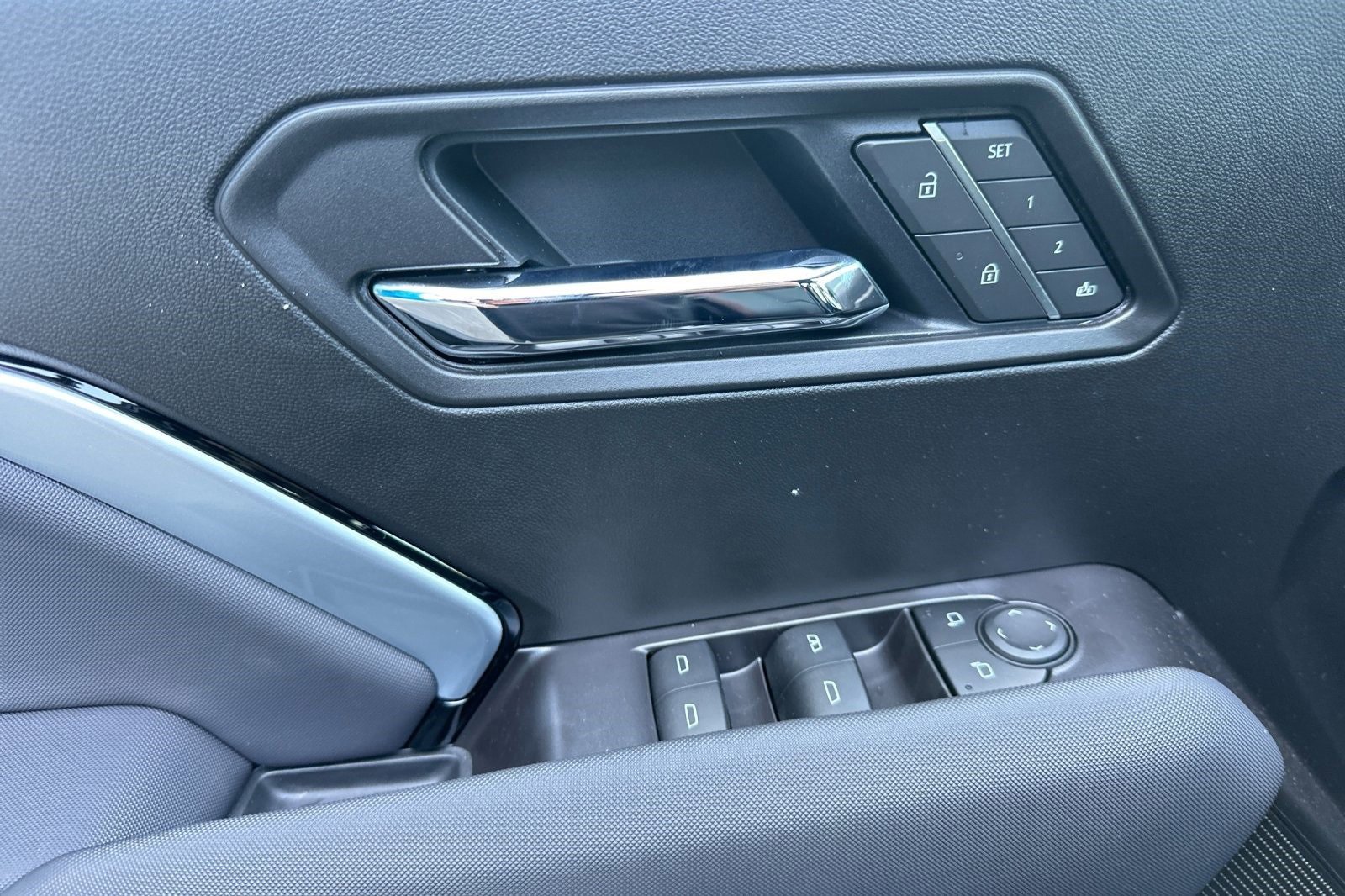 New 2025 Chevrolet Colorado Z71 w/ Technology Package image 11