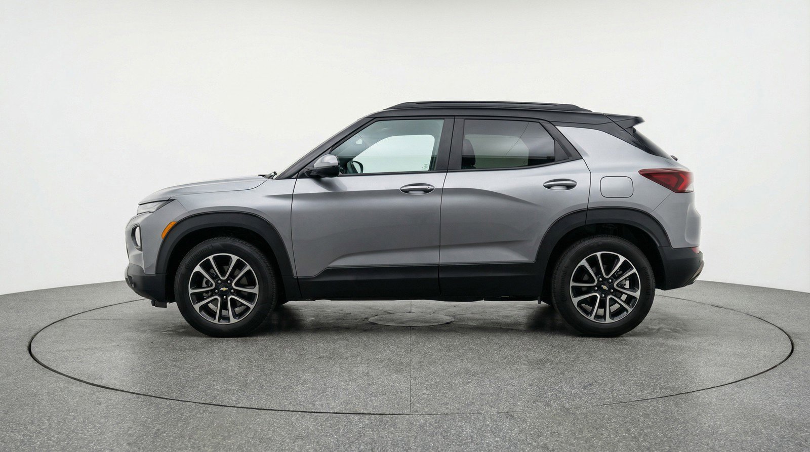 Used 2025 Chevrolet TrailBlazer LT FWD image 5