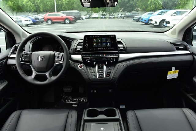 New 2026 Honda Odyssey EX-L image 7