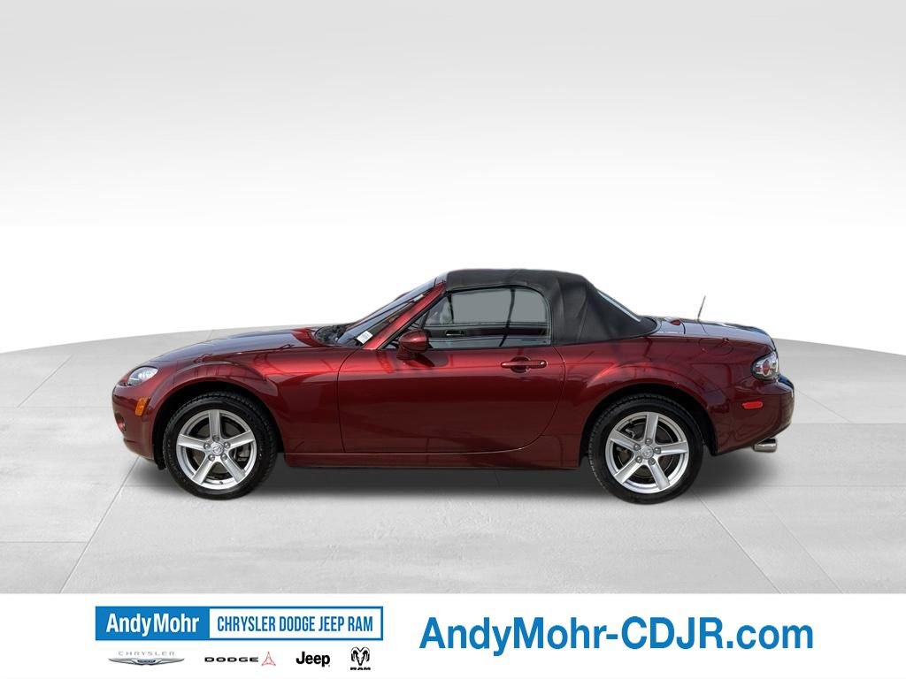Used 2008 MAZDA MX-5 Miata Sport image 4