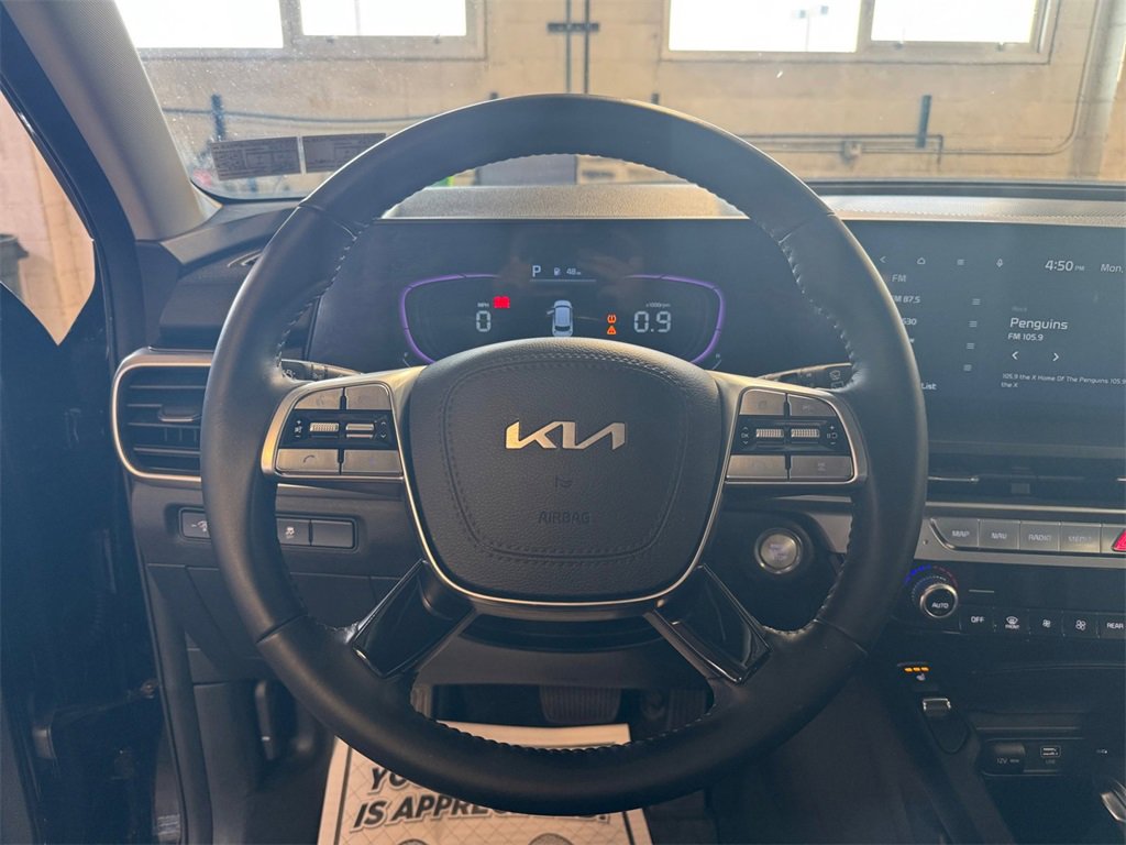 Certified 2024 Kia Telluride S w/ S Sunroof Package image 15