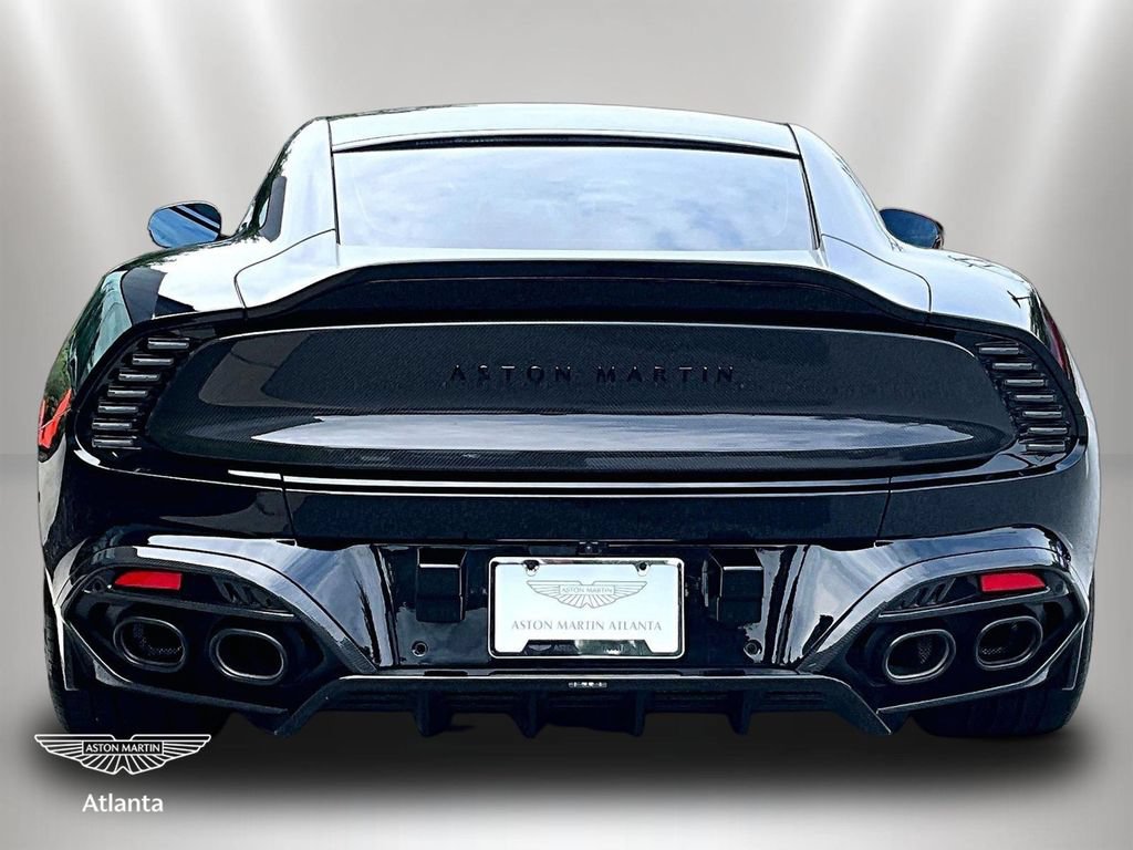 Used 2025 Aston Martin Vanquish RWD image 4