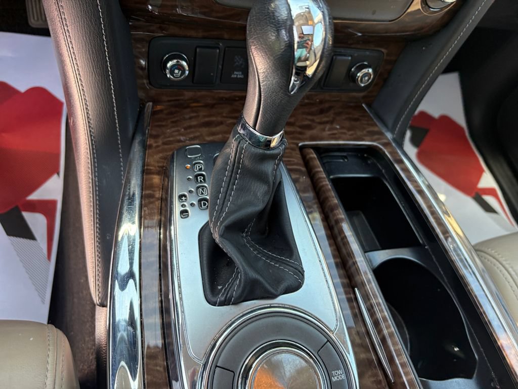 Used 2018 Nissan Armada Platinum w/ Interior Lighting Package RWD image 21