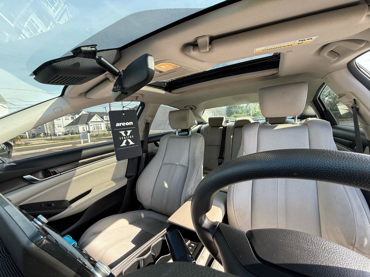 Used 2019 Honda Accord EX image 8