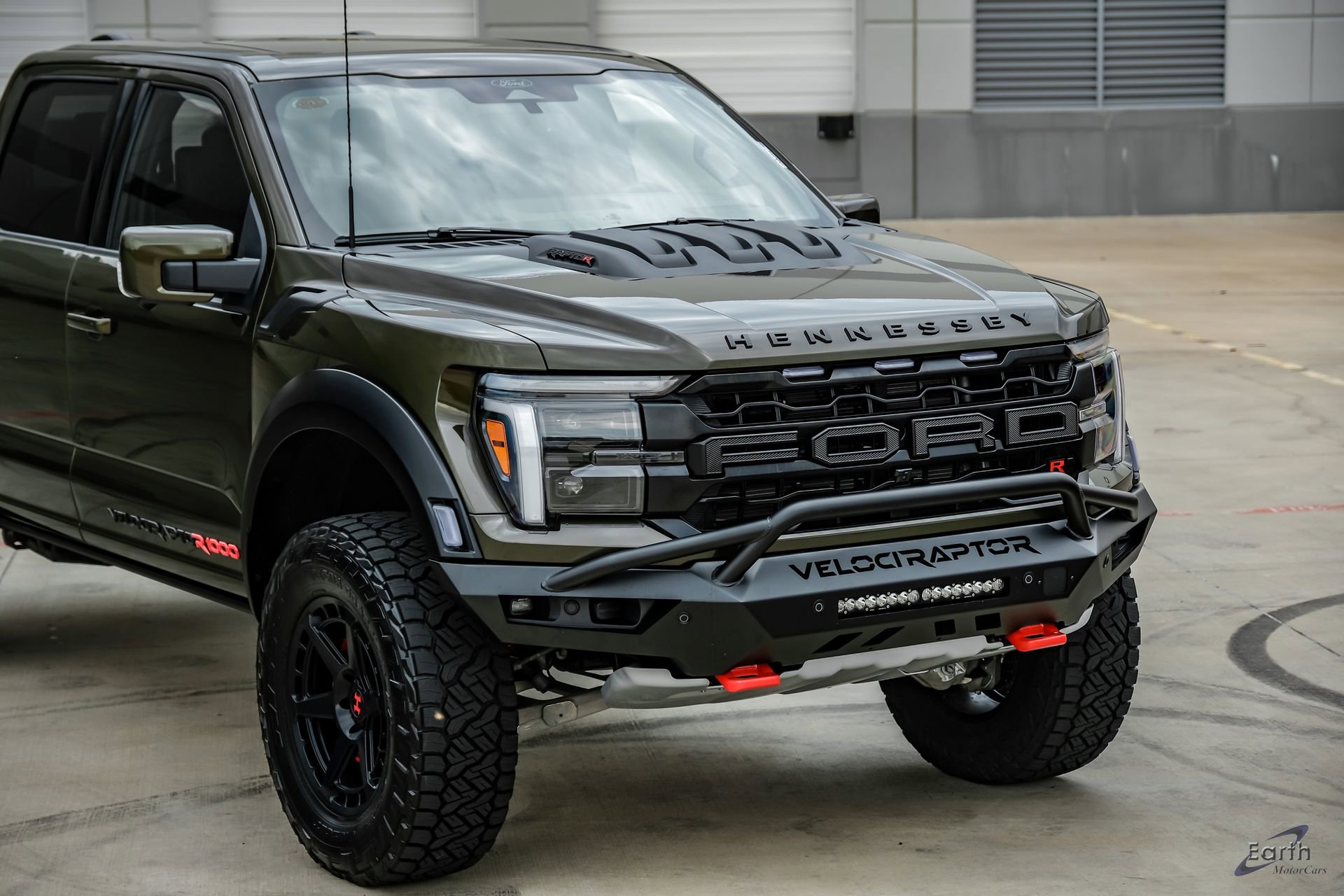 Used 2026 Ford F150 Raptor w/ Equipment Group 803A Raptor R AWD/4WD image 32