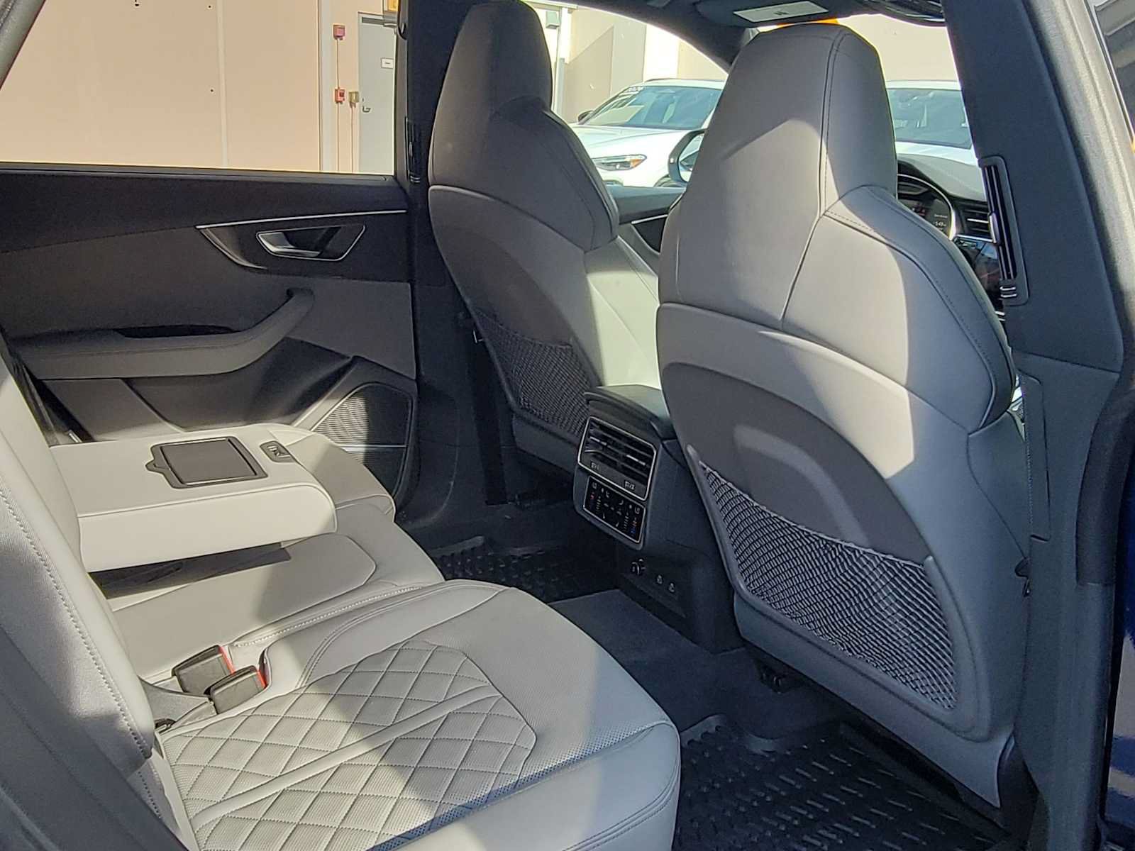 Certified 2023 Audi SQ8 Premium Plus w/ Executive Package AWD/4WD image 19