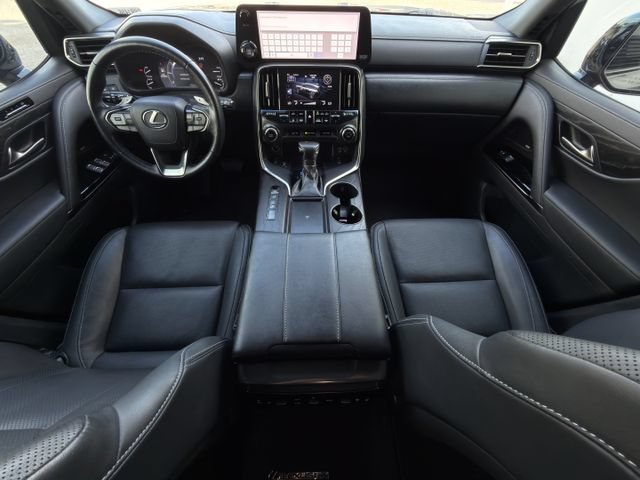 Used 2023 Lexus LX 600 4WD w/ Appearance Package image 12