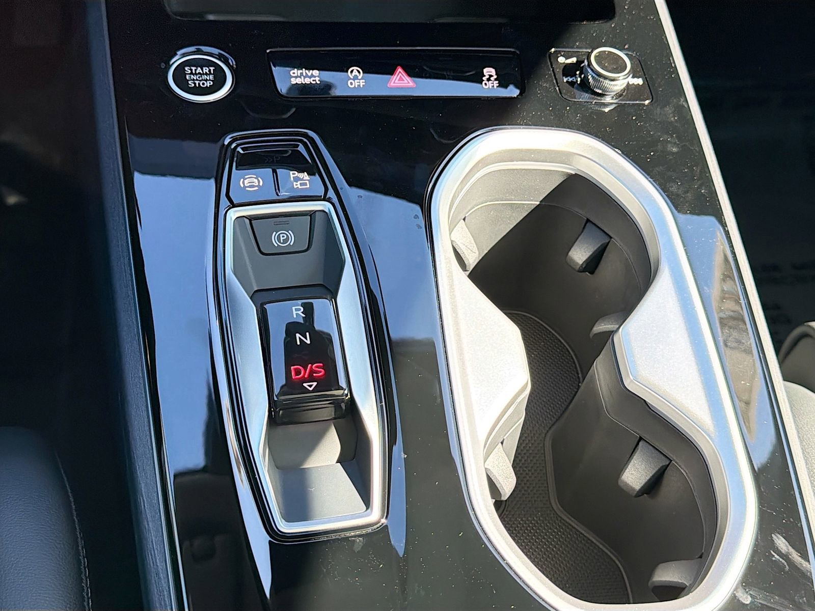 New 2026 Audi A6 Premium Plus image 16