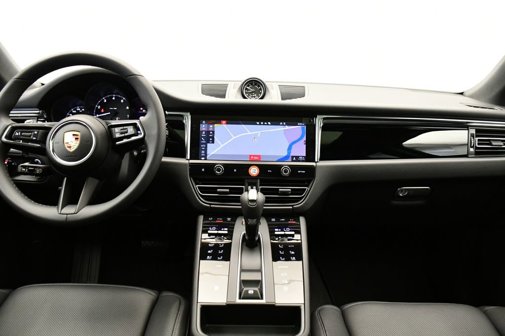 Certified 2025 Porsche Macan Turbo image 21