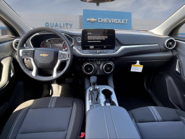 New 2026 Chevrolet Blazer LT FWD image 5
