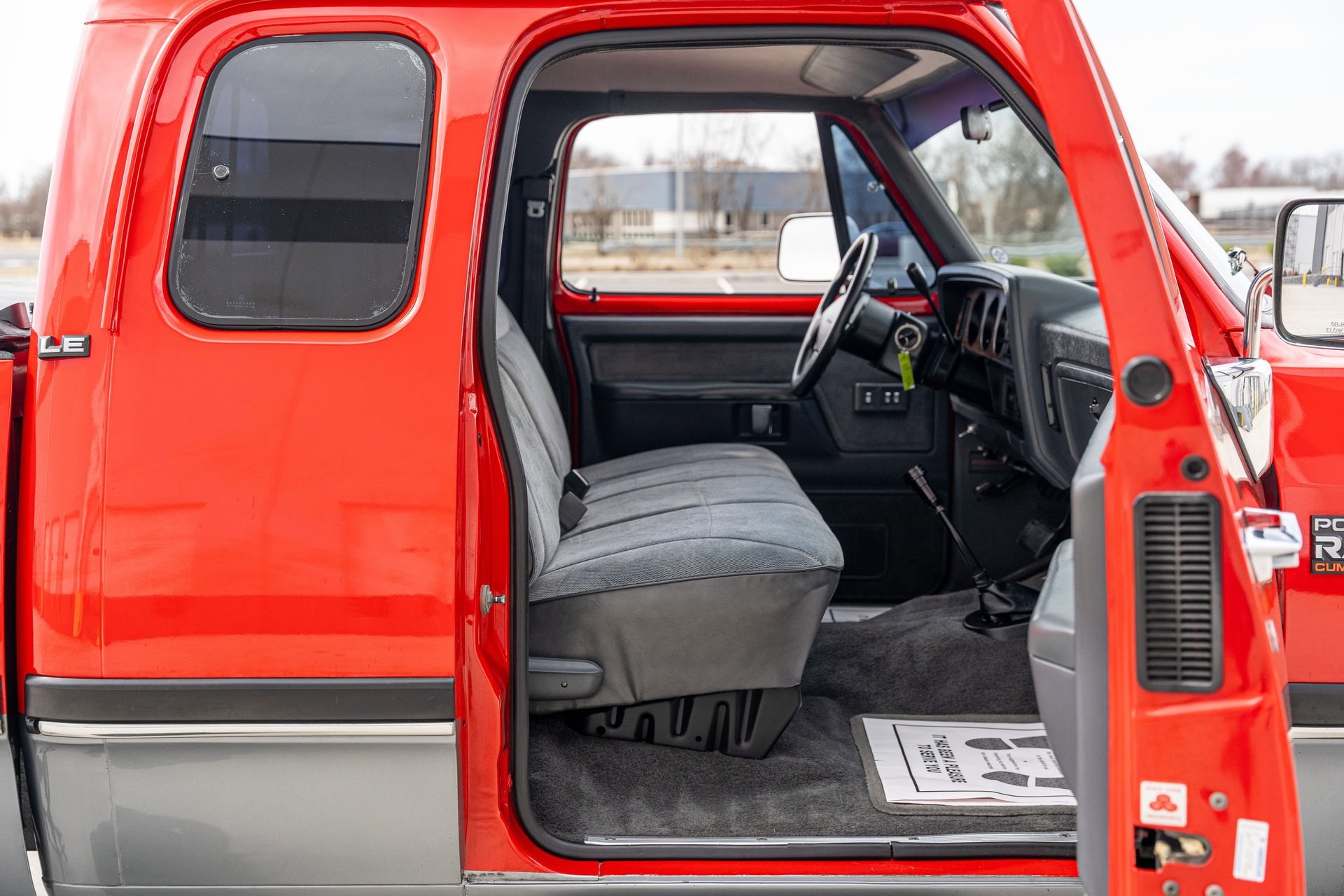 Used 1993 Dodge D/W Truck 250 image 39