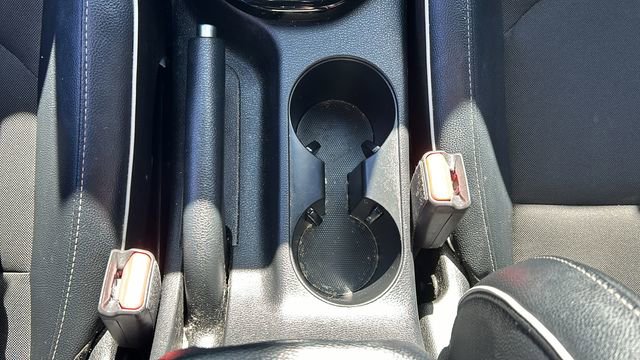 Used 2021 Kia Forte GT-Line image 23