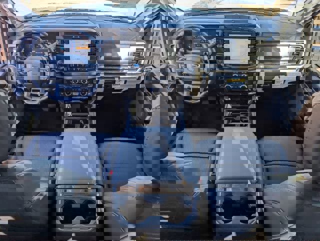 New 2026 Ford F250 Lariat w/ Black Appearance Package image 48