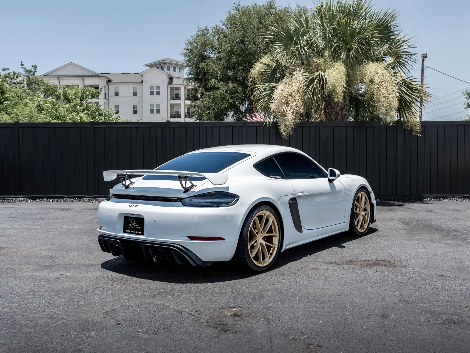 Used 2022 Porsche 718 Cayman GT4 RWD image 3