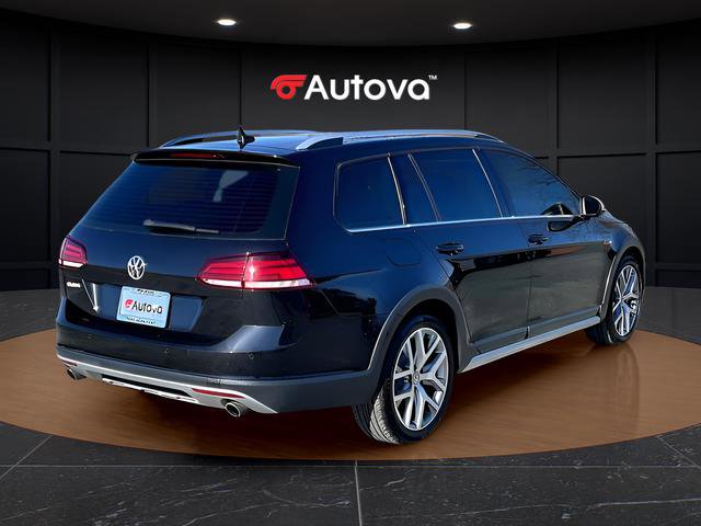 Used 2018 Volkswagen Golf Alltrack SEL image 4