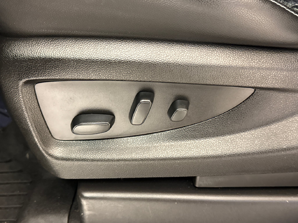 Used 2018 Chevrolet Silverado 1500 LTZ w/ Texas Edition AWD/4WD image 22