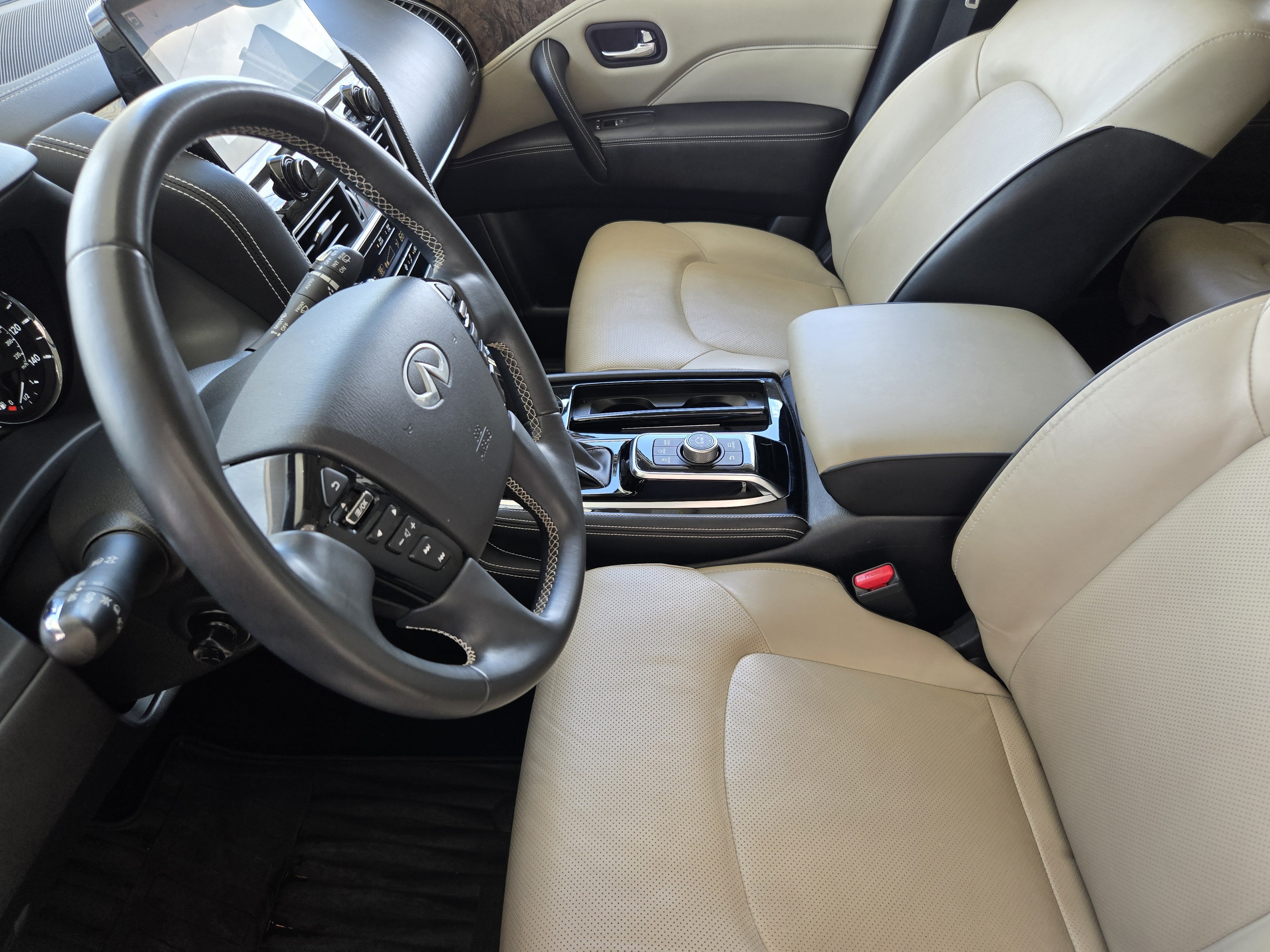 Used 2023 INFINITI QX80 Premium Select w/ Cargo Package AWD/4WD image 9