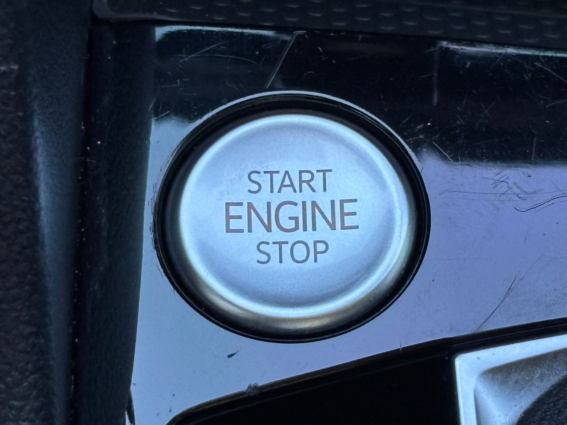 Used 2023 Volkswagen Taos SE image 21