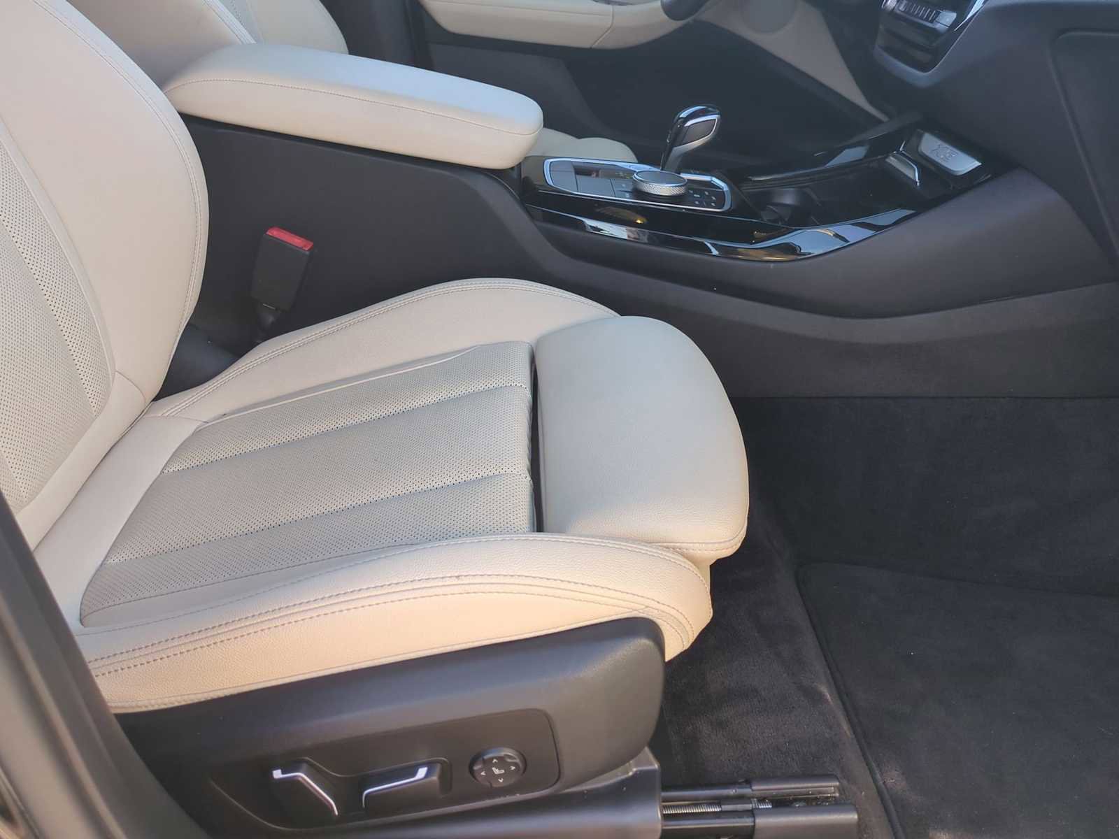 Used 2024 BMW X3 sDrive30i w/ Premium Package w/ZPA image 29