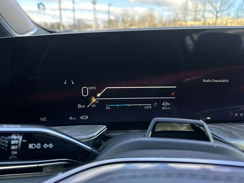 New 2026 Cadillac Escalade IQ Luxury 2 image 15