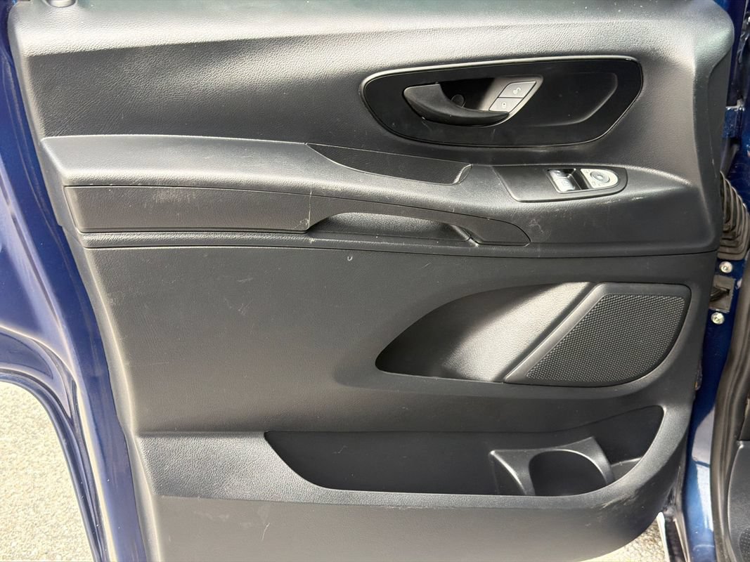 Used 2022 Mercedes-Benz Metris image 20