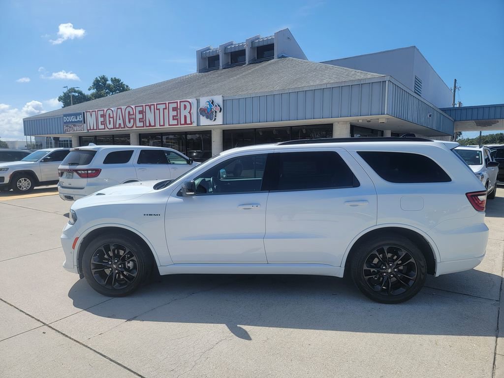 Used 2023 Dodge Durango R/T RWD image 3