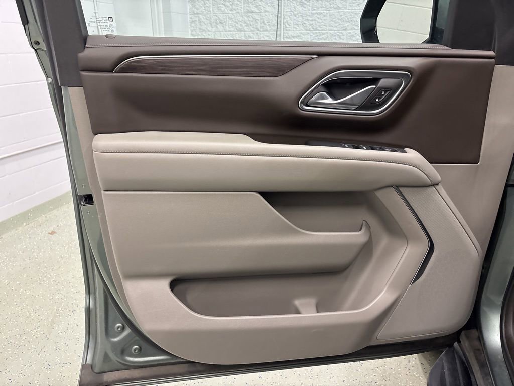 Used 2024 Chevrolet Tahoe LS w/ Max Trailering Package AWD/4WD image 12