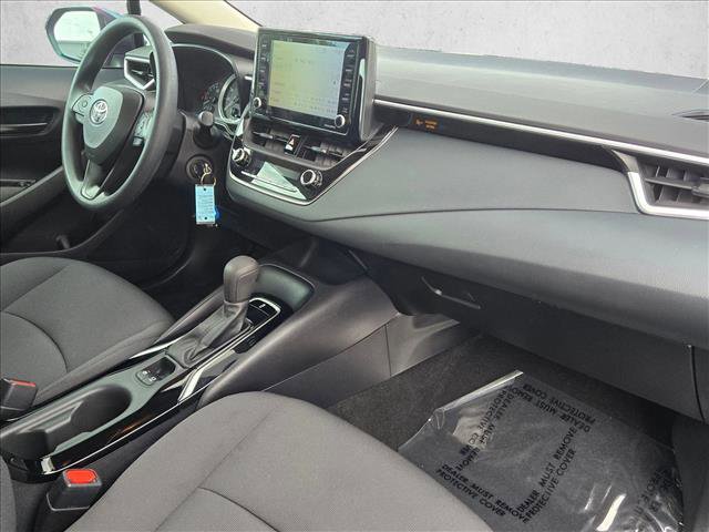 Used 2022 Toyota Corolla LE image 21
