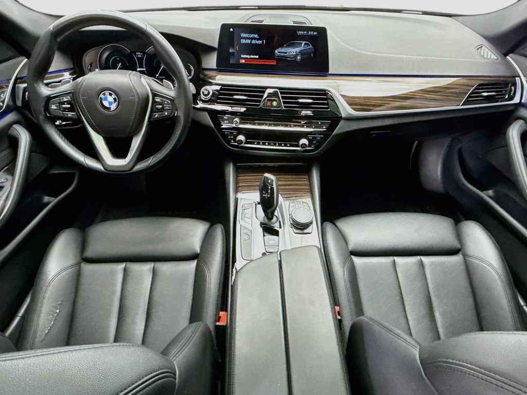 Used 2018 BMW 530e RWD image 13