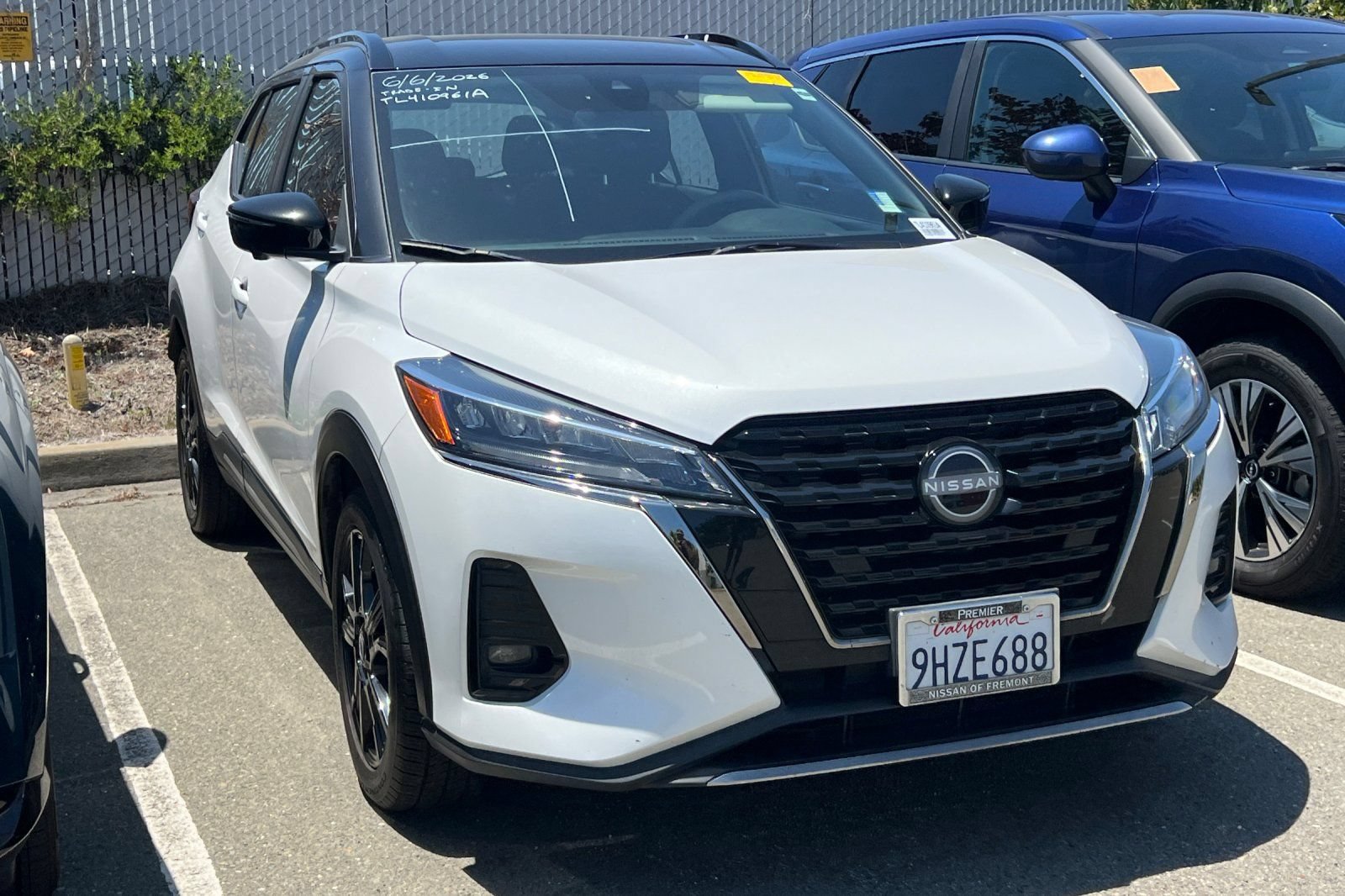 Certified 2023 Nissan Kicks SR FWD image 5