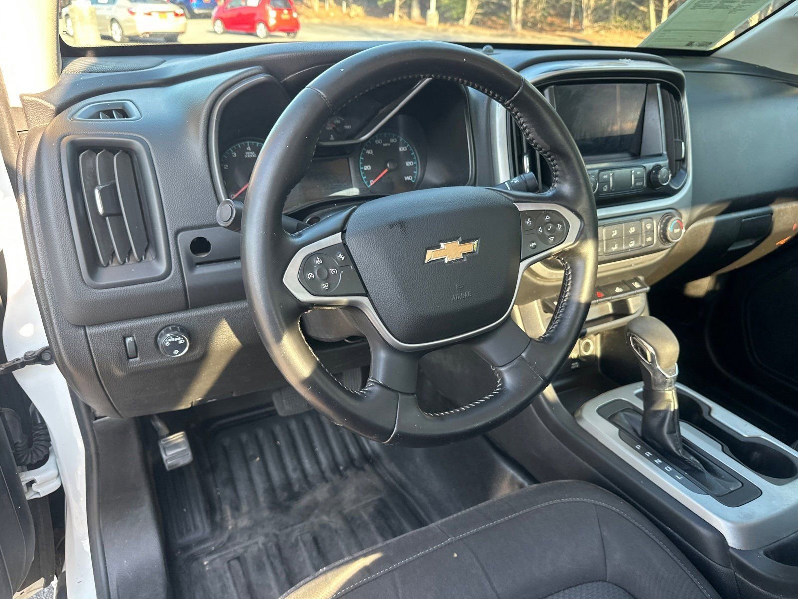 Used 2022 Chevrolet Colorado LT w/ Fleet Safety Package image 22