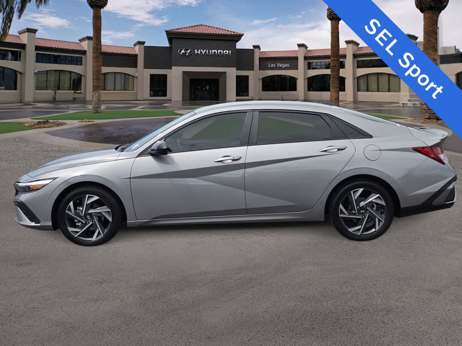 Certified 2025 Hyundai Elantra Sport FWD image 5