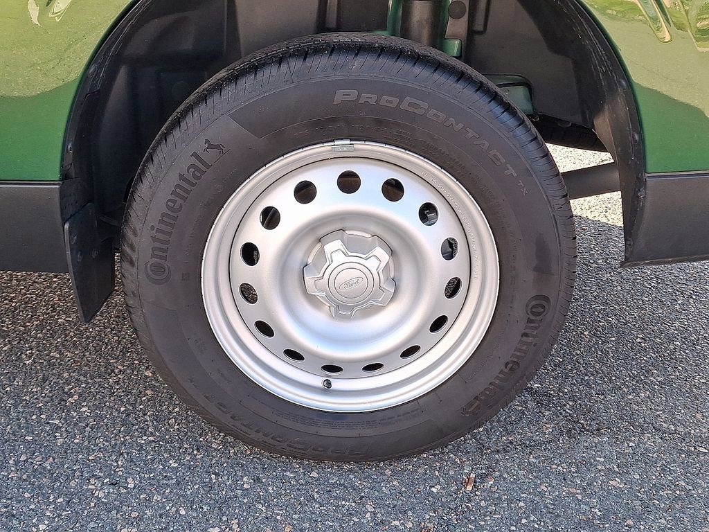 Used 2025 Ford Maverick XL w/ 4K Tow Package image 12