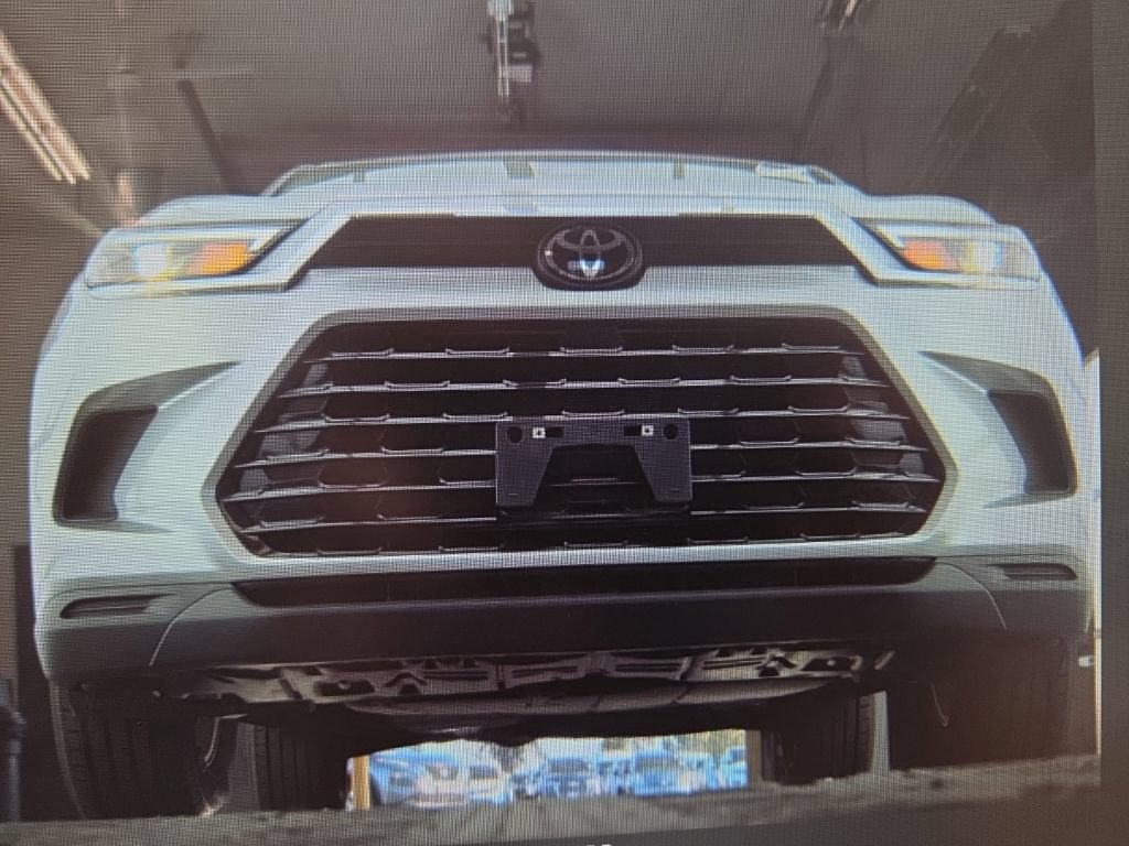 Used 2025 Toyota Grand Highlander AWD image 7