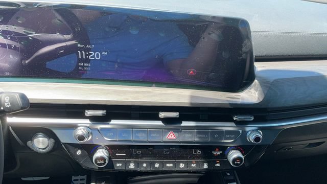 Certified 2025 Kia Telluride SX Prestige X-Line AWD/4WD image 26