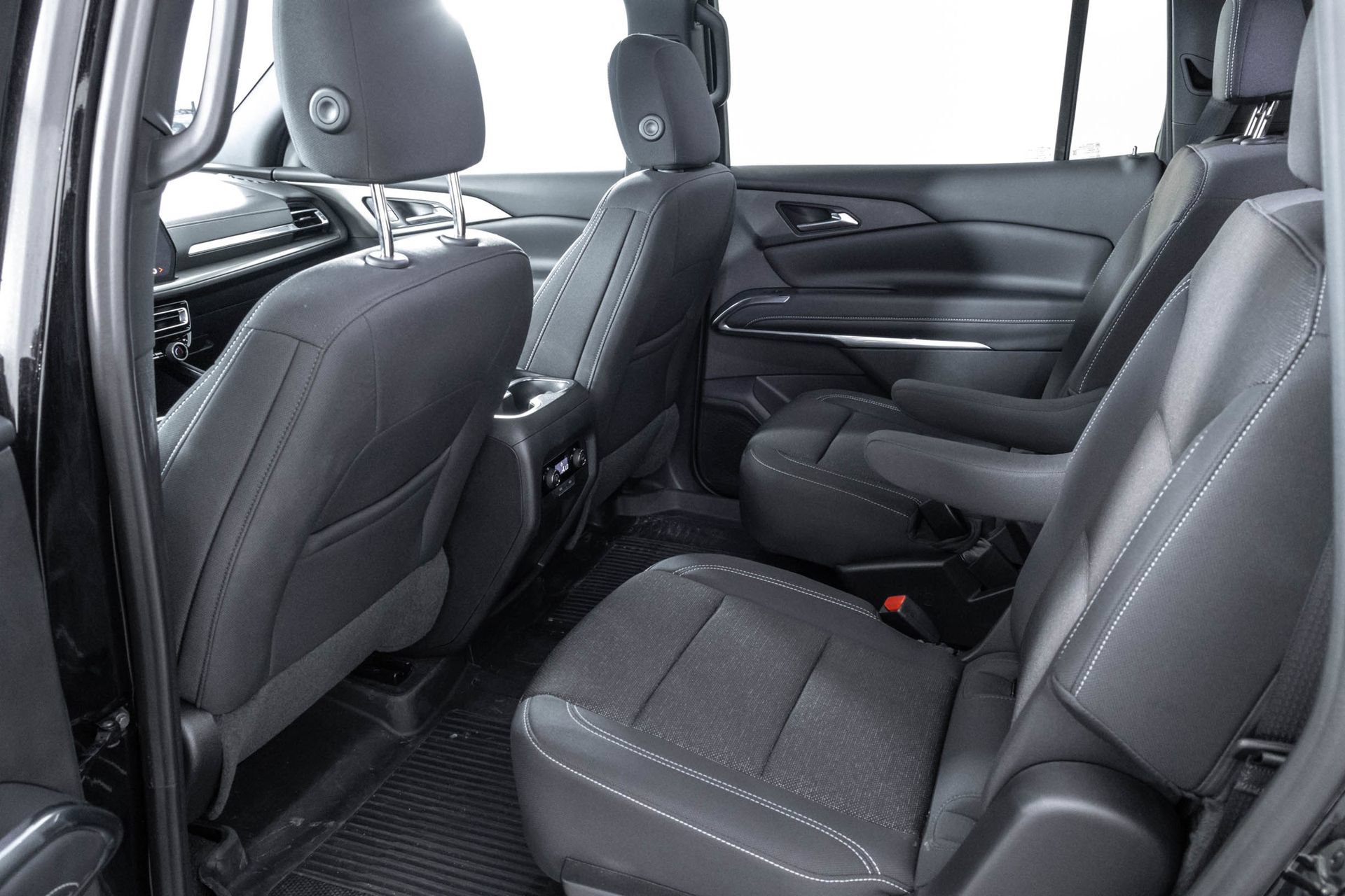 Used 2026 Chevrolet Traverse LT FWD image 33