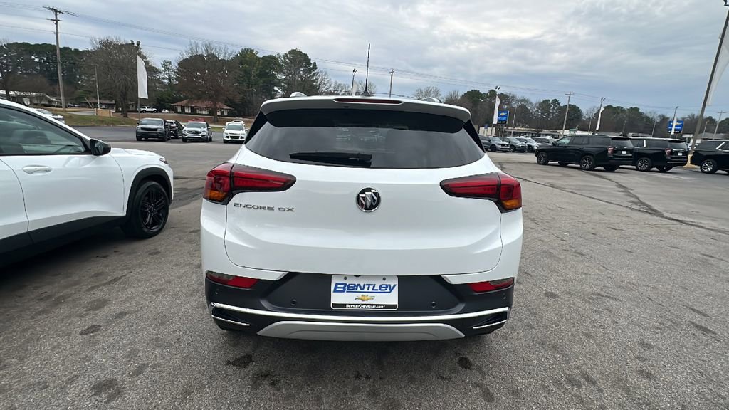 Used 2022 Buick Encore GX Essence w/ Advanced Technology Package image 4