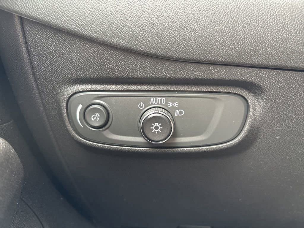 Used 2024 Chevrolet Equinox LT image 27