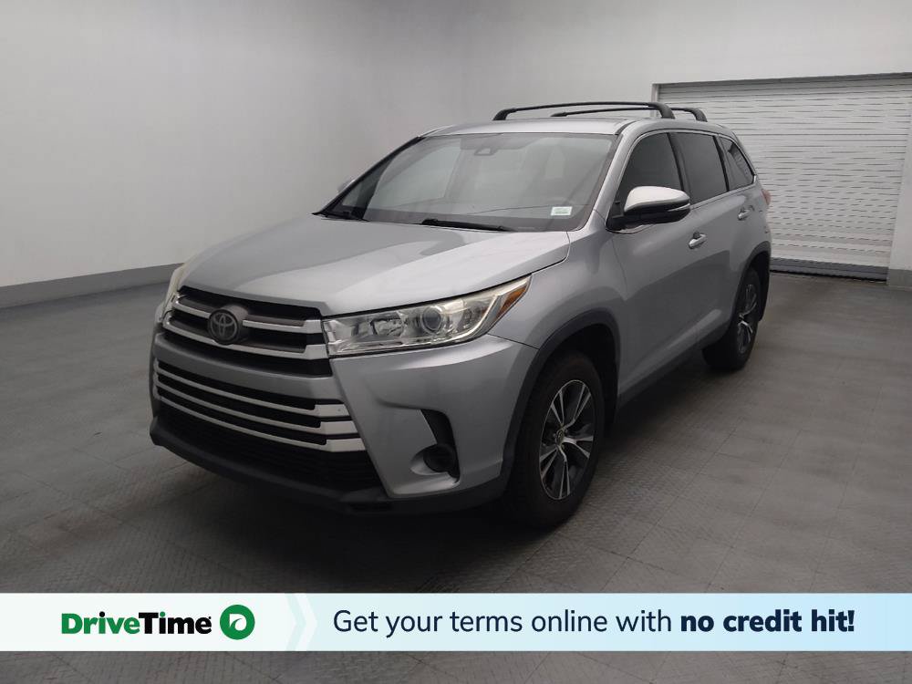 Used 2019 Toyota Highlander LE AWD/4WD image 1