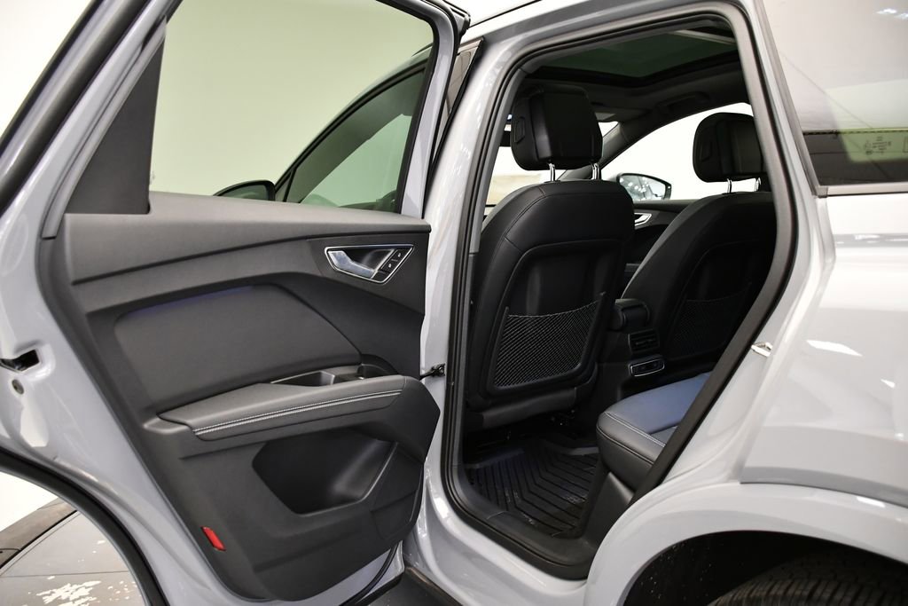 New 2026 Audi Q4 e-tron Premium image 42