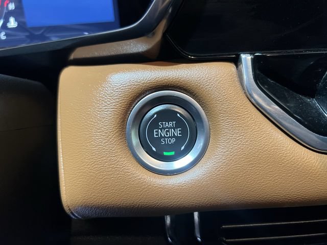 Used 2024 GMC Canyon AT4 w/ Technology Package AWD/4WD image 16