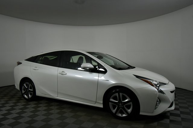 Used 2018 Toyota Prius Four Touring image 9