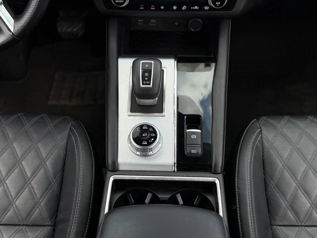 Used 2022 Mitsubishi Outlander SEL AWD/4WD image 24