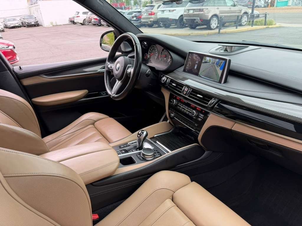 Used 2017 BMW X5 M AWD/4WD image 16
