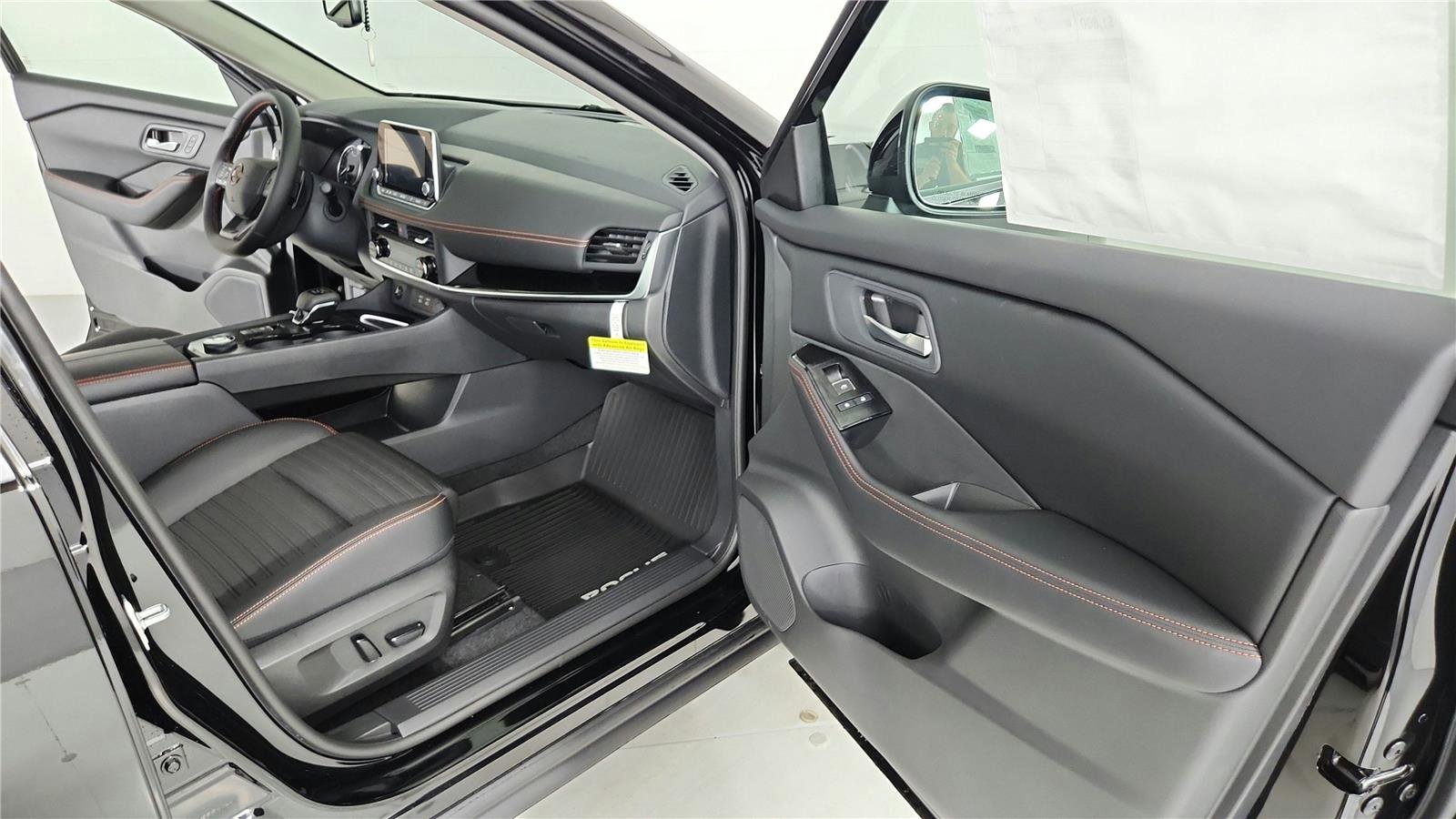 Certified 2025 Nissan Rogue SV w/ Rock Creek Premium Package image 24