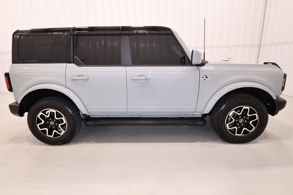 Certified 2024 Ford Bronco Outer Banks AWD/4WD image 2